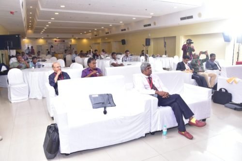 i-knee bot 1 - Robotic Conference